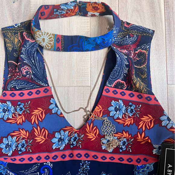 * A.Byer Trapeze Choker Neckline Dress w/ Necklace size Medium - Picture 4 of 11